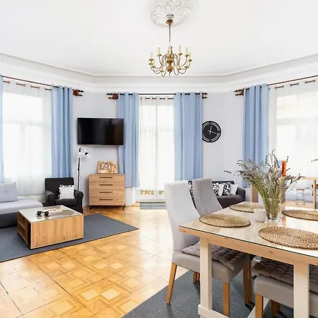Podwale Uj Downtown Cracow By Renters Apartment Krakow